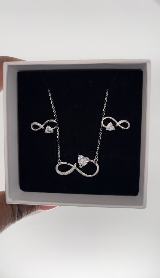 Necklace & earring set
